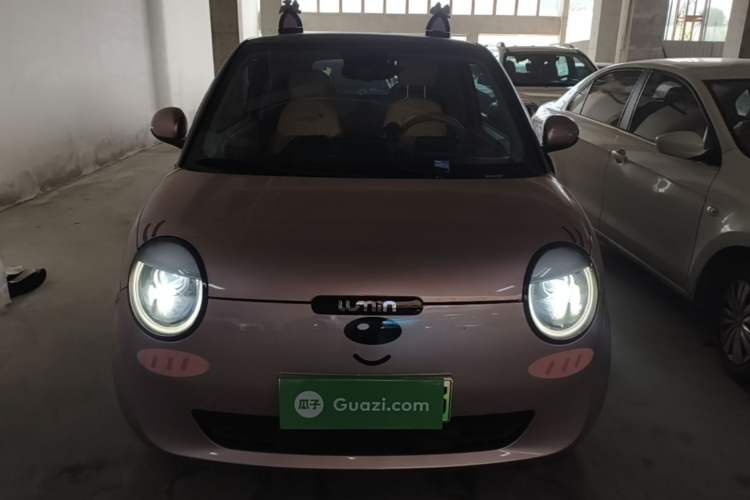 Used CHANGAN NEVO Lumin 2024 205km Orange Wind Edition Front