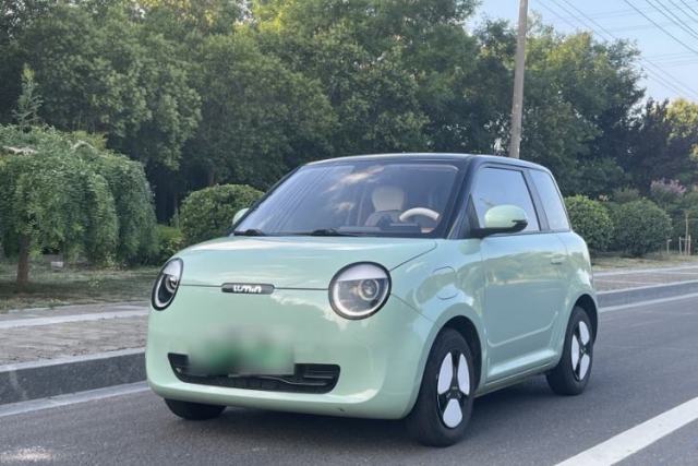 Używany CHANGAN NEVO Lumin 2024 205km Orange Wind Edition