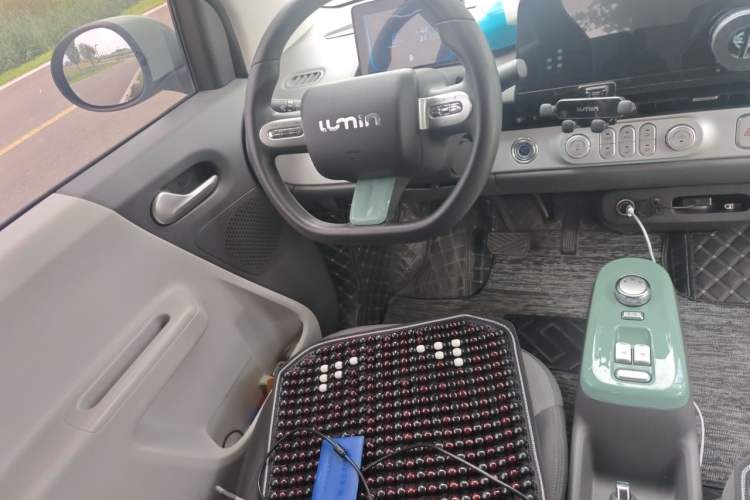Used CHANGAN NEVO Lumin 2024 205km Launch Edition Center Console