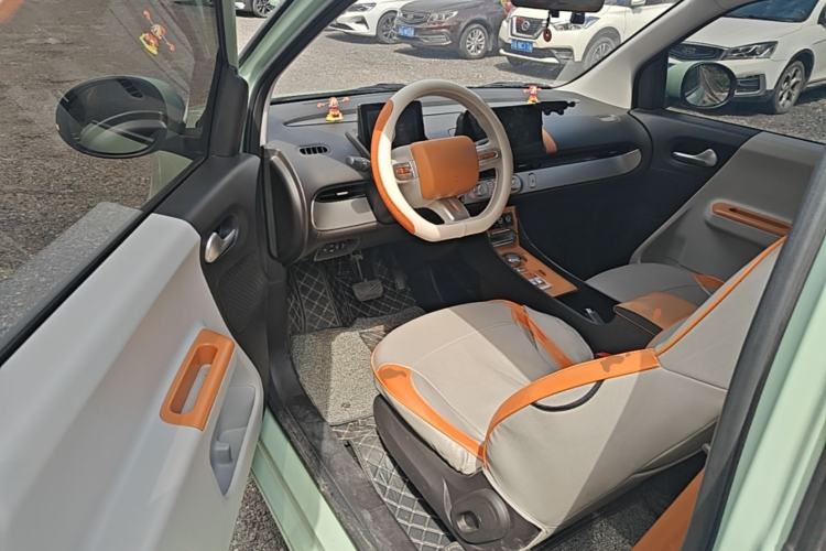 Used CHANGAN NEVO Lumin 2024 205km Orange Wind Edition Driver Seat
