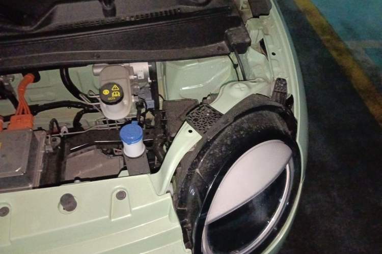 Used CHANGAN NEVO Lumin 2024 205km Launch Edition Engine Bay Left