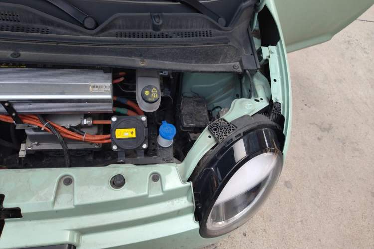 Used CHANGAN NEVO Lumin 2024 130km Qingyue Version Engine Bay Left