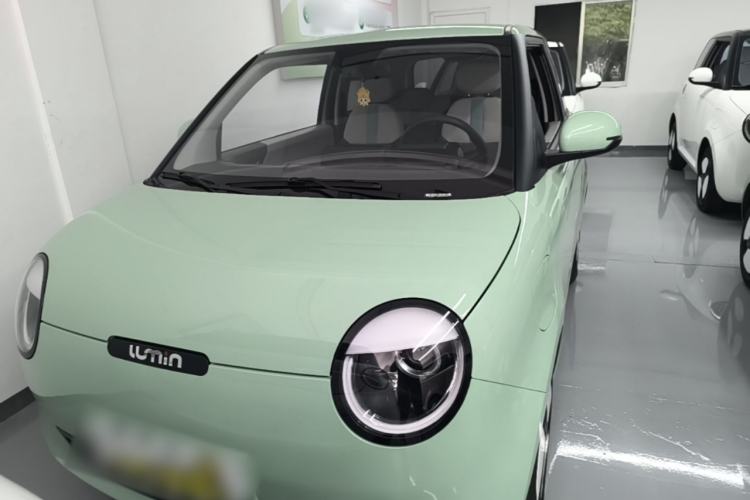 Used CHANGAN NEVO Lumin 2024 205km Launch Edition Front