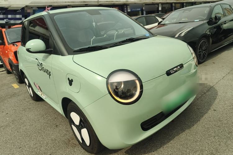 Used CHANGAN NEVO Lumin 2024 205km Launch Edition Front Right 45 Deg