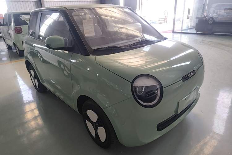 Used CHANGAN NEVO Lumin 2024 130km Qingyue Version Front Right 45 Deg