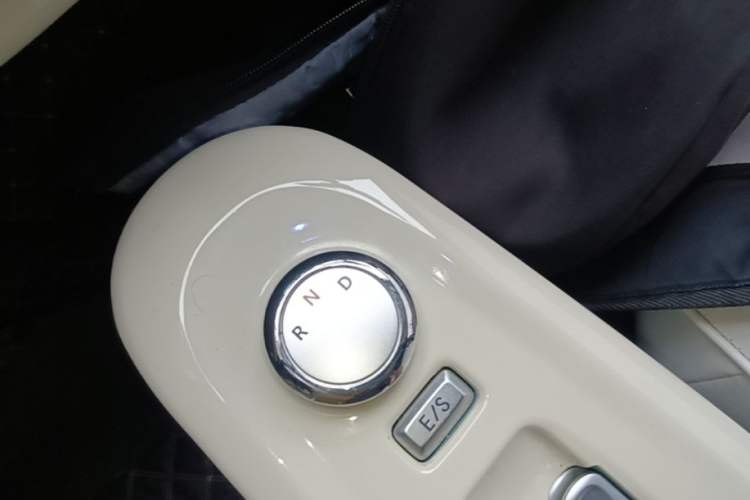 Used CHANGAN NEVO Lumin 2024 301km Launch Edition Gear Lever