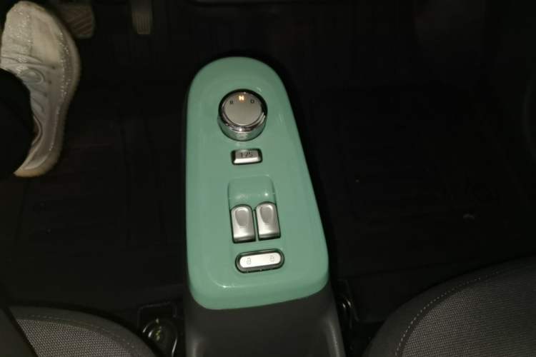 Used CHANGAN NEVO Lumin 2024 130km Qingyue Version Gear Lever
