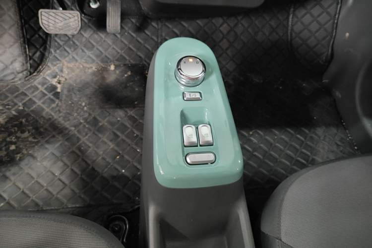 Used CHANGAN NEVO Lumin 2024 130km Qingyue Version Gear Lever