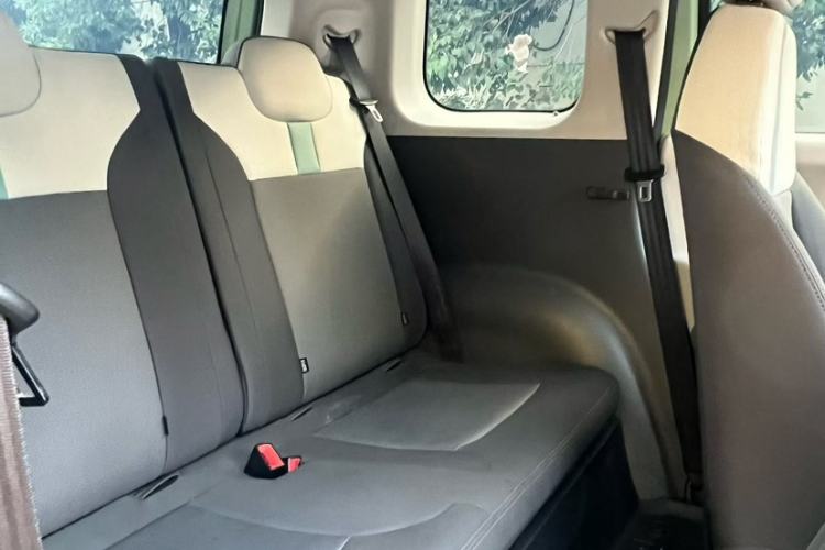 Used CHANGAN NEVO Lumin 2024 130km Qingyue Version Interior 1
