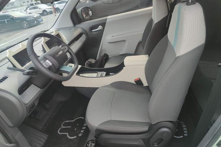 Used CHANGAN NEVO Lumin 2024 205km Launch Edition Left Front Seat