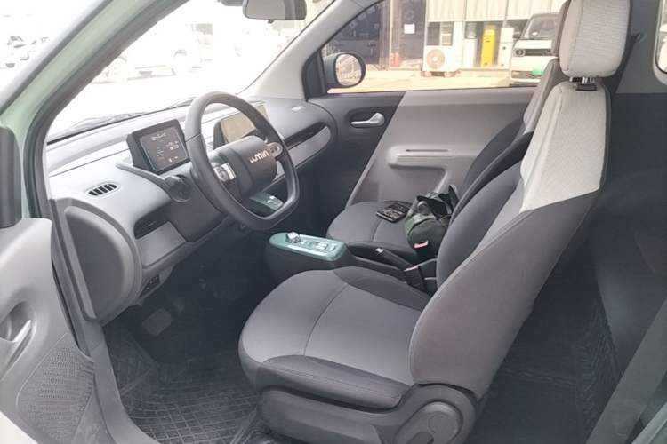Used CHANGAN NEVO Lumin 2024 205km Launch Edition Left Front Seat