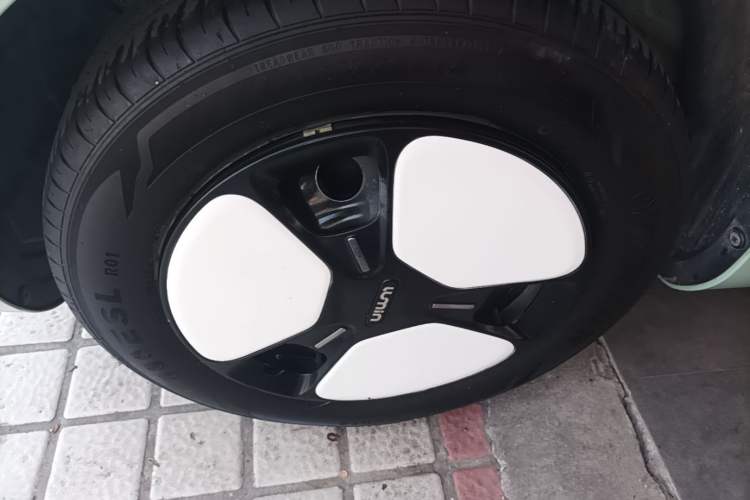 Used CHANGAN NEVO Lumin 2024 205km Launch Edition Left Front Wheel Hub