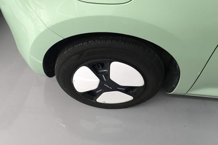 Used CHANGAN NEVO Lumin 2024 205km Launch Edition Left Front Wheel Hub