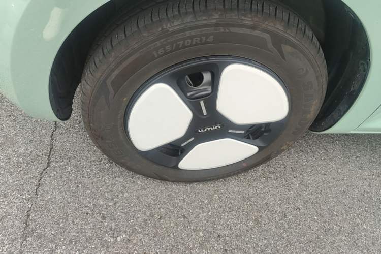 Used CHANGAN NEVO Lumin 2024 205km Launch Edition Left Front Wheel Hub