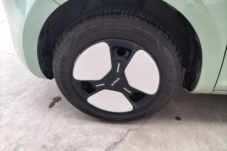 Used CHANGAN NEVO Lumin 2024 205km Launch Edition Left Front Wheel Hub