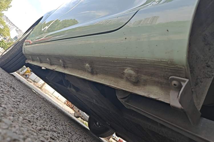 Used CHANGAN NEVO Lumin 2024 205km Orange Wind Edition Left Side Sill
