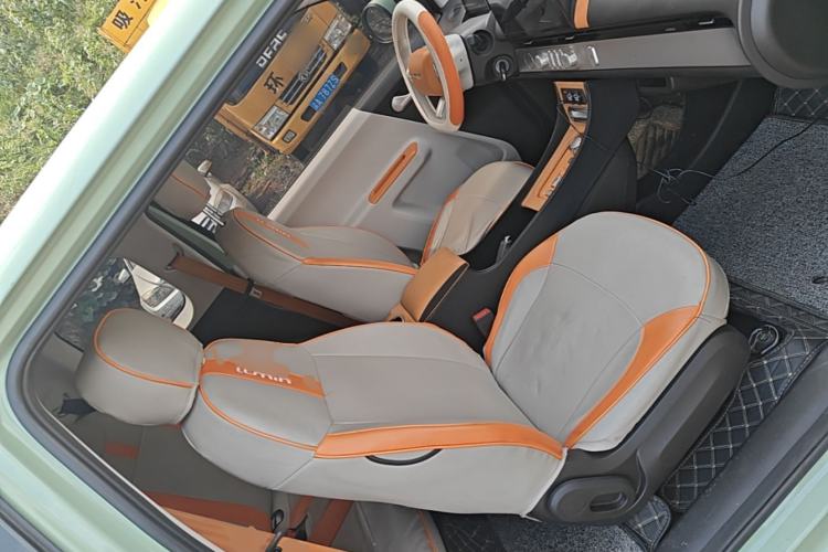 Used CHANGAN NEVO Lumin 2024 205km Orange Wind Edition Right Front Seat