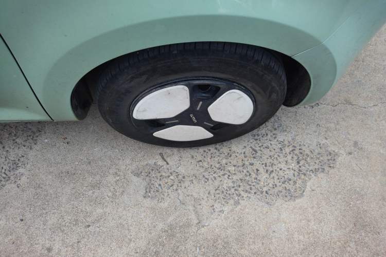 Used CHANGAN NEVO Lumin 2024 130km Qingyue Version Right Front Wheel Hub