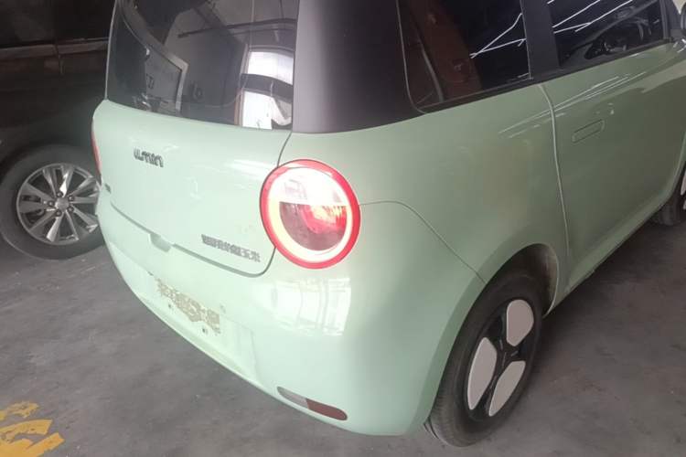 Used CHANGAN NEVO Lumin 2024 205km Orange Wind Edition Right Rear Taillight