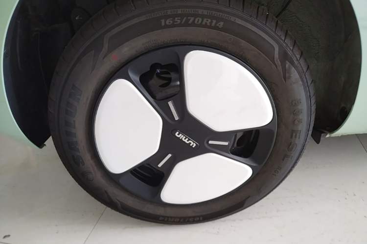 Used CHANGAN NEVO Lumin 2024 130km Qingyue Version Right Rear Wheel Hub