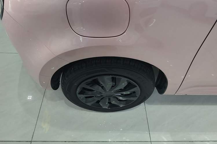 Used CHANGAN NEVO Lumin 2024 130km Qingyue Version Left Front Wheel Hub