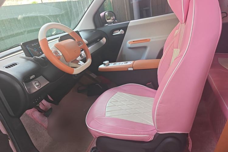 Used CHANGAN NEVO Lumin 2024 301km Orange Wind Edition Left Rear Seat