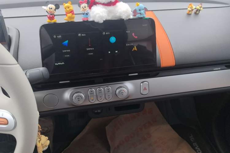 Used CHANGAN NEVO Lumin 2024 301km Orange Wind Edition Audio And AC Panel
