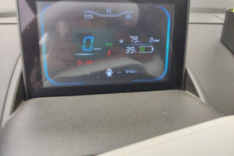 Used CHANGAN NEVO Lumin 2024 205km Orange Wind Edition Odometer Close Up