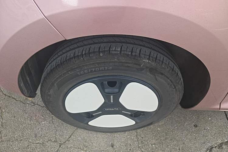 Used CHANGAN NEVO Lumin 2024 301km Orange Wind Edition Right Rear Wheel Hub