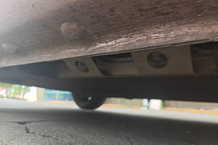 Used CHANGAN NEVO Lumin 2024 301km Orange Wind Edition Right Side Sill