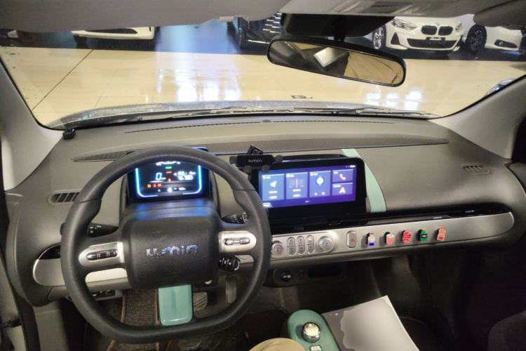 Used CHANGAN NEVO Lumin 2024 205km Launch Edition Center Console