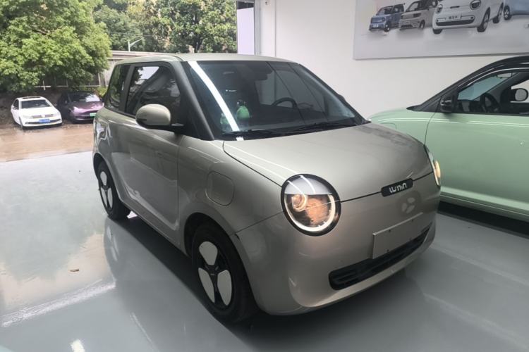 Used CHANGAN NEVO Lumin 2024 205km Launch Edition Front Right 45 Deg