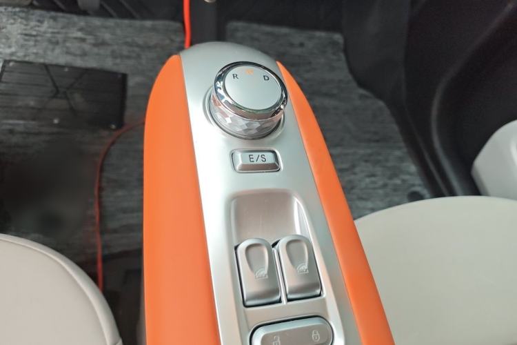 Used CHANGAN NEVO Lumin 2024 301km Launch Edition Gear Lever