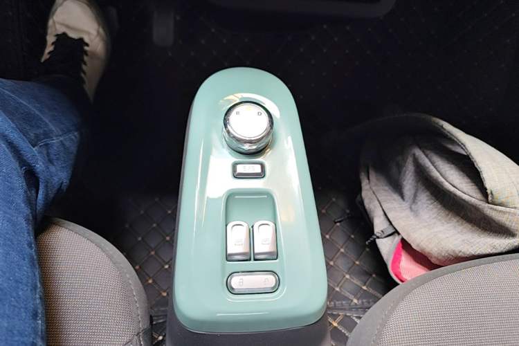 Used CHANGAN NEVO Lumin 2024 130km Qingyue Version Gear Lever