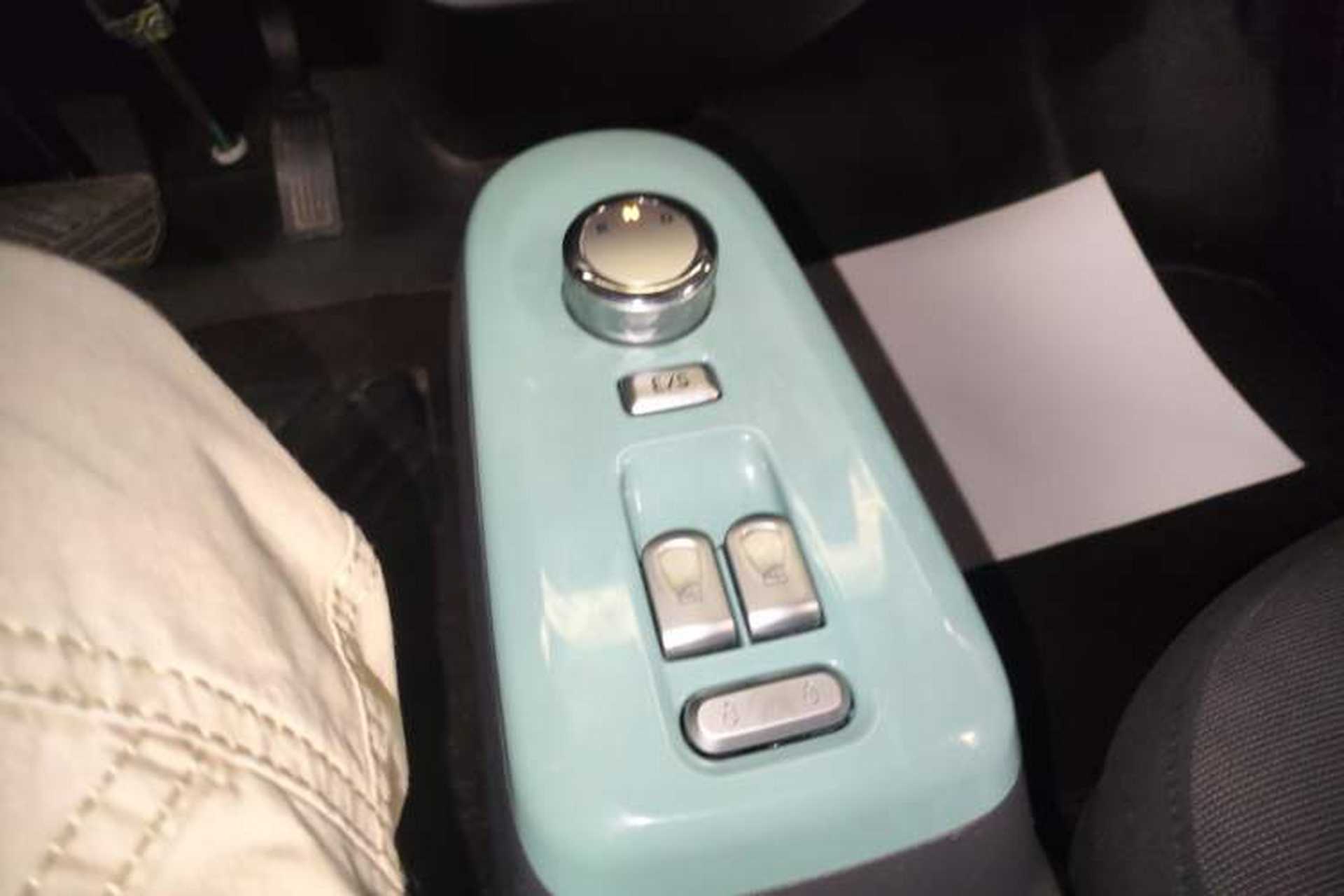Used CHANGAN NEVO Lumin 2024 205km Launch Edition Gear Lever