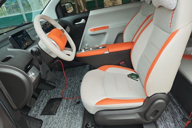 Used CHANGAN NEVO Lumin 2024 301km Launch Edition Left Front Seat