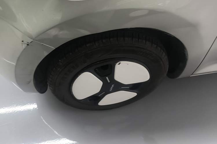 Used CHANGAN NEVO Lumin 2024 205km Launch Edition Left Front Wheel Hub