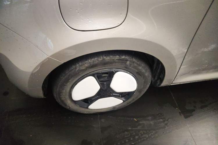 Used CHANGAN NEVO Lumin 2024 205km Launch Edition Left Front Wheel Hub