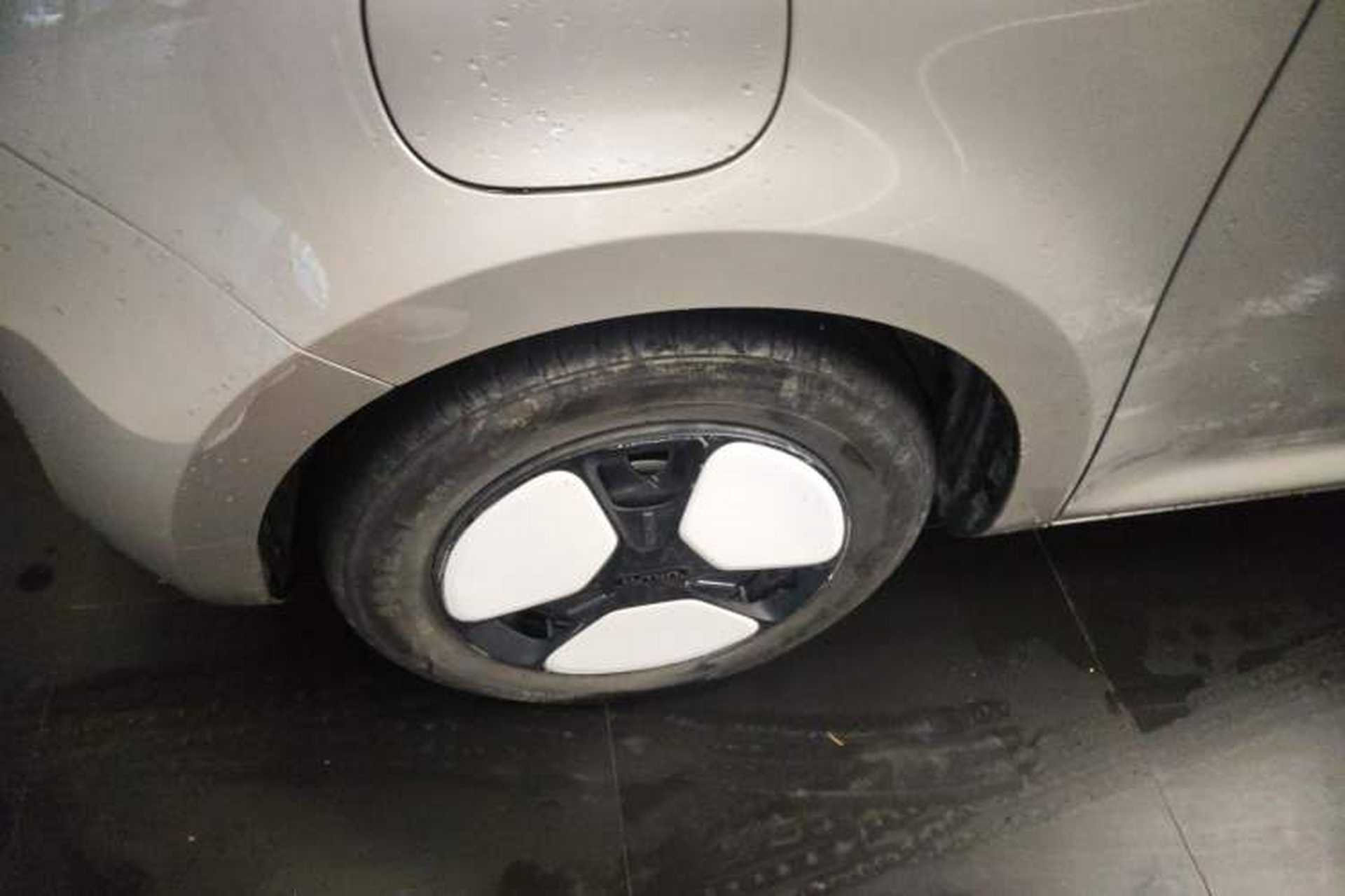 Used CHANGAN NEVO Lumin 2024 205km Launch Edition Left Front Wheel Hub