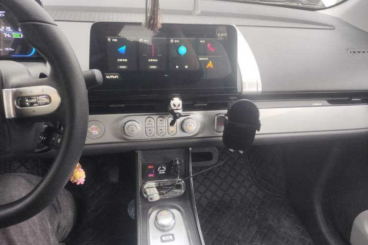 Used CHANGAN NEVO Lumin 2024 301km Orange Wind Edition Audio And AC Panel