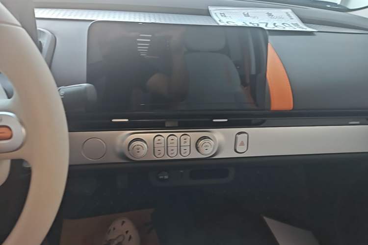 Used CHANGAN NEVO Lumin 2024 301km Orange Wind Edition Audio And AC Panel