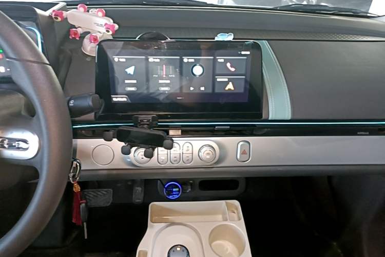 Used CHANGAN NEVO Lumin 2024 130km Qingyue Version Audio And AC Panel