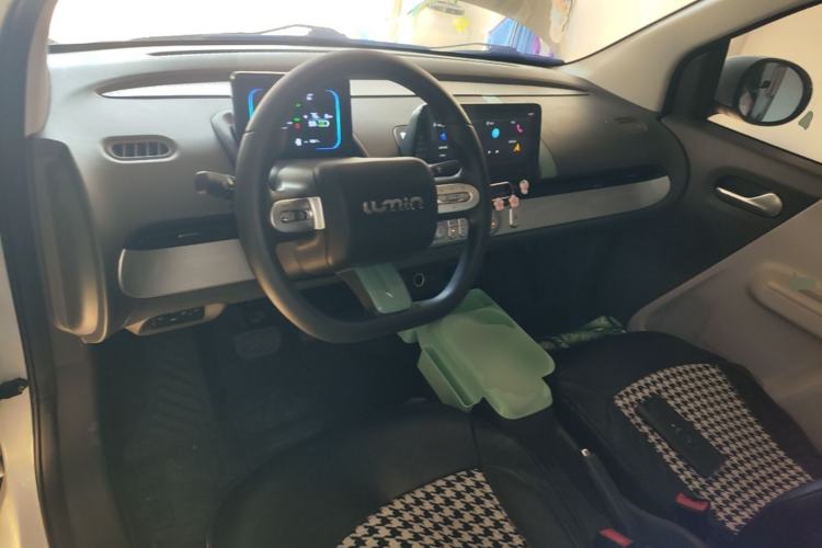 Used CHANGAN NEVO Lumin 2024 130km Qingyue Version Center Console