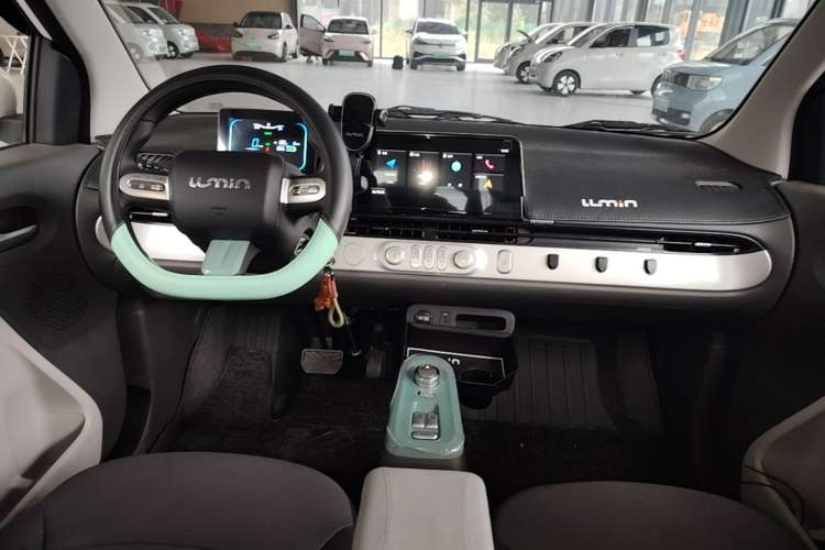 Used CHANGAN NEVO Lumin 2024 130km Qingyue Version Center Console