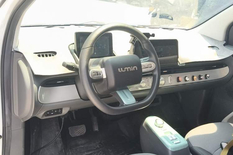Used CHANGAN NEVO Lumin 2024 130km Qingyue Version Center Console