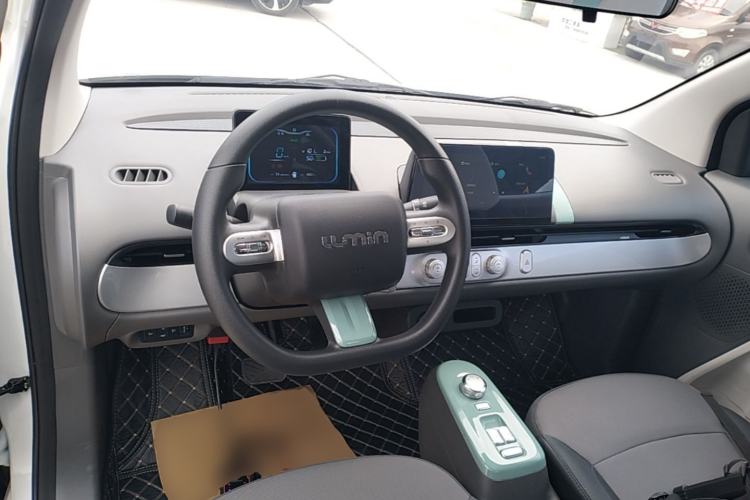Used CHANGAN NEVO Lumin 2024 205km Launch Edition Center Console