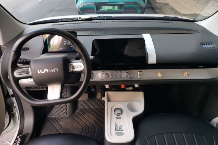 Used CHANGAN NEVO Lumin 2024 301km Launch Edition Center Console