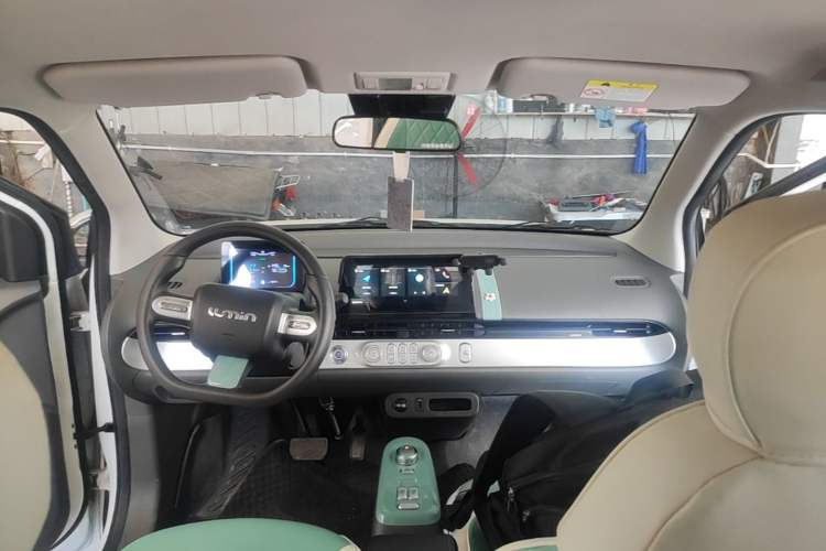 Used CHANGAN NEVO Lumin 2024 205km Launch Edition Center Console