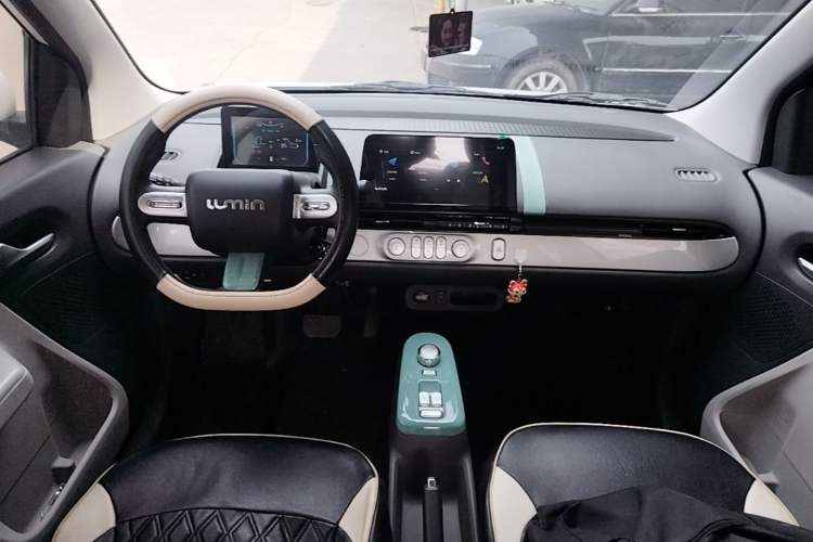 Used CHANGAN NEVO Lumin 2024 130km Qingyue Version Center Console
