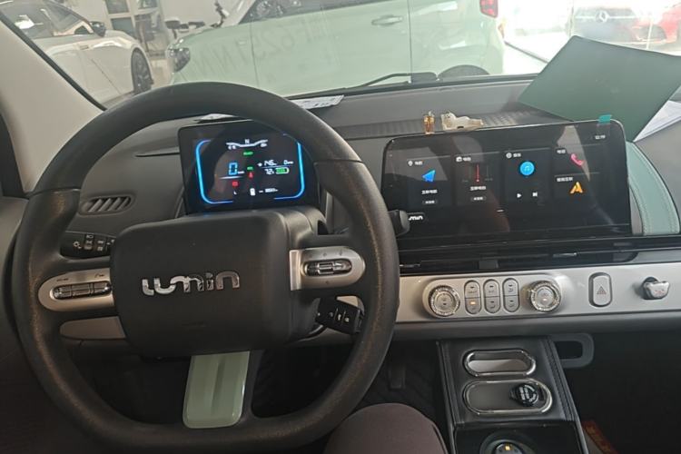 Used CHANGAN NEVO Lumin 2024 205km Launch Edition Center Console